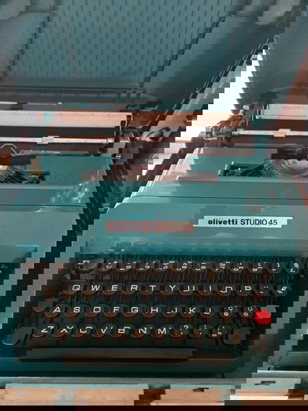 Γραφομηχανή Olivetti studio 45 1975