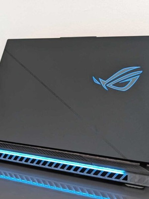 Asus ROG Strix SCAR 16 QHD+ 240Hz i9-14900HX 32GB 2TB SSD RTX 4080