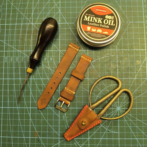 Handmade leather watch strap custom order, beige and brown