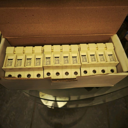 Asfalodiakoptes 220/380 new without fuses, pack of 3