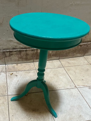 Vintage side table refurbished, classic style with retro influences