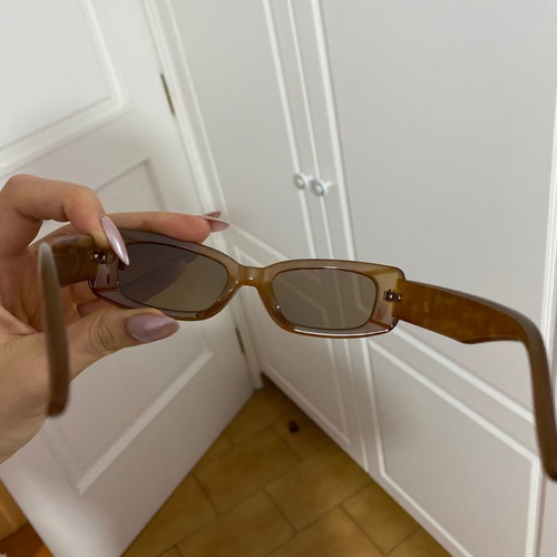 AV sunglasses used in excellent condition