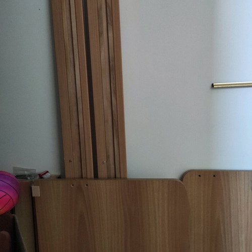 Single bed used in good condition