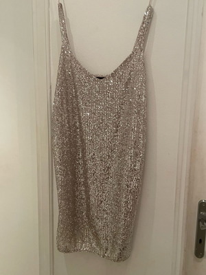 Pull & Bear gold sequin top like new