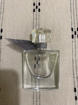 La vie est belle Lancôme 30ml empty cologne bottle in like new condition