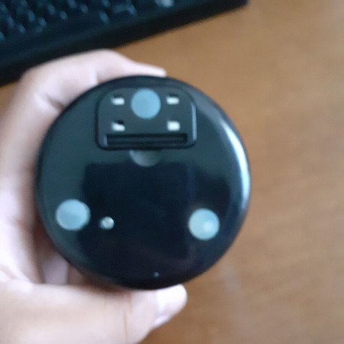 Electric sharpener used with AA batteries