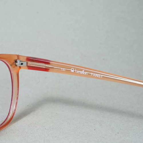 Italian Benetton women's myopia glasses used, orange