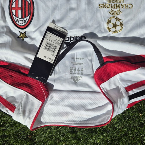 Kaká 2007 Retro Jersey Official Replica, New