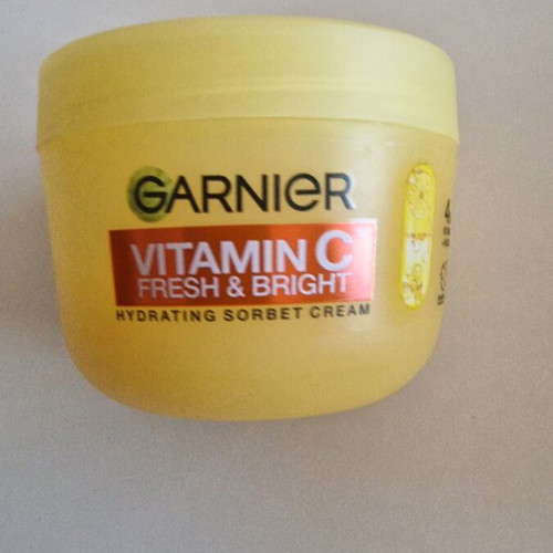Garnier SkinActive Vitamin C Face Care Set new