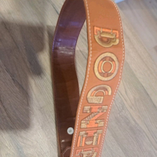 Bogner women's belt like new, beige