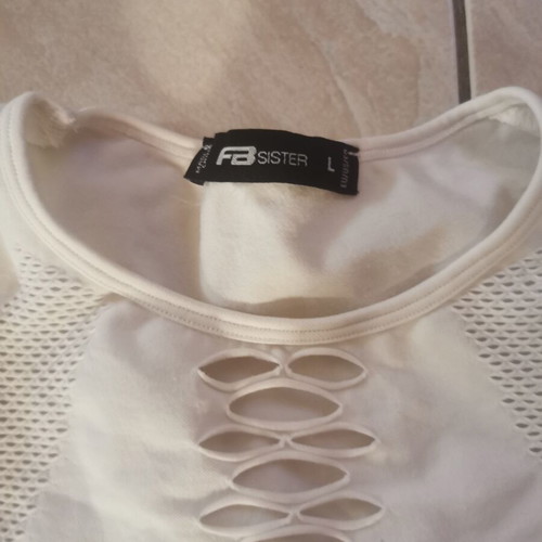 White T-shirt size L like new