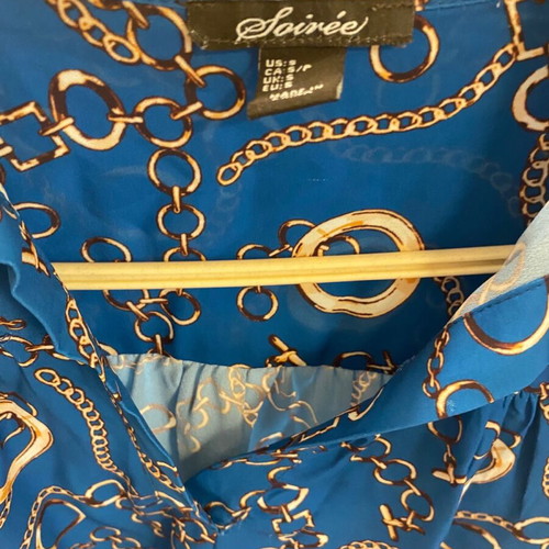 Shirt like new, bright petrol with gold chains, 3/4 sleeves, size S
