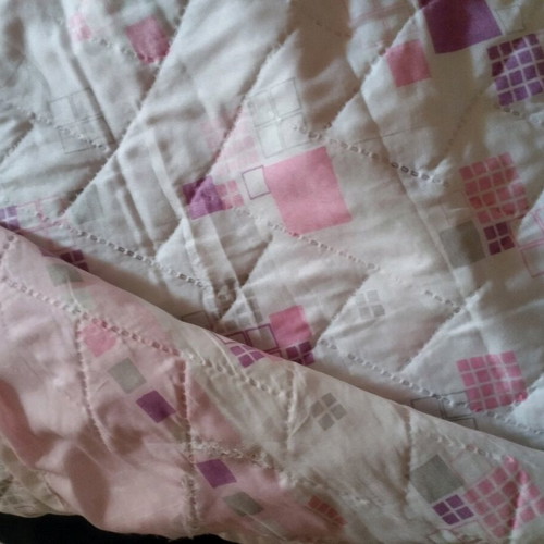 Quilt used 2.00x2.20 with slightly faded corner
