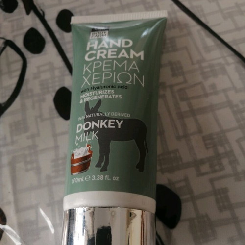 Bodyfarm hand cream 100ml new with donkey milk