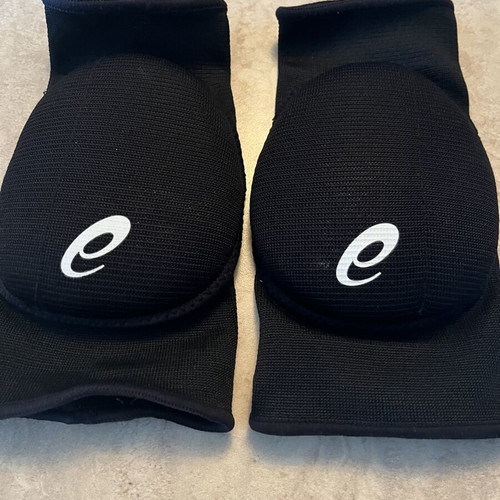 Women's kneepads used