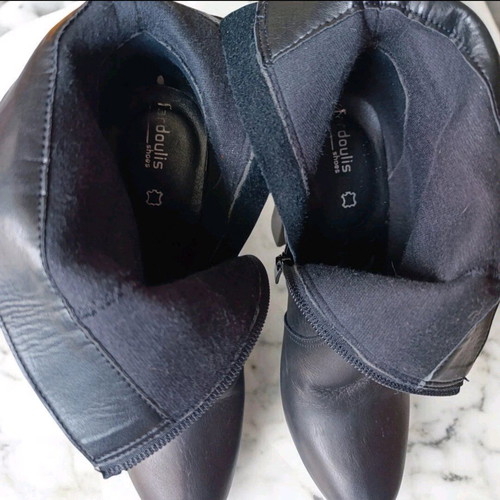 Leather platform ankle boots size 39, like new, chunky heel 13cm