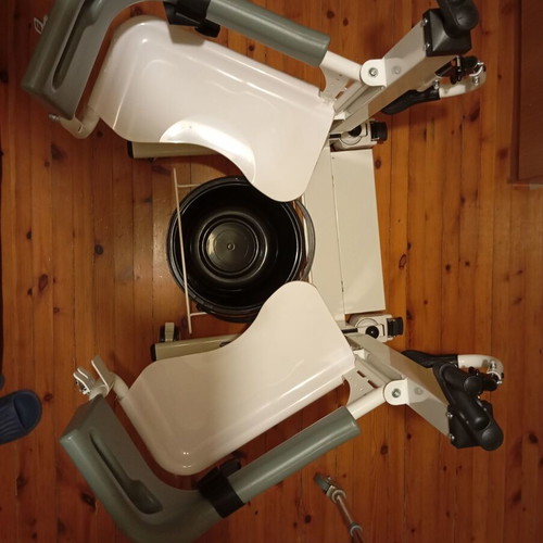 Mobility lift chair new for people with mobility difficulties