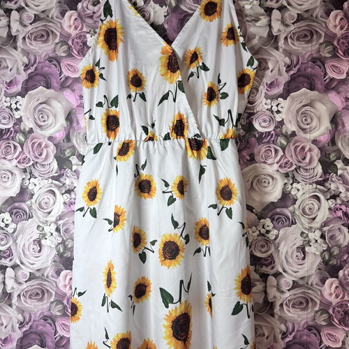 Shein floral dress with sunflowers, size M
