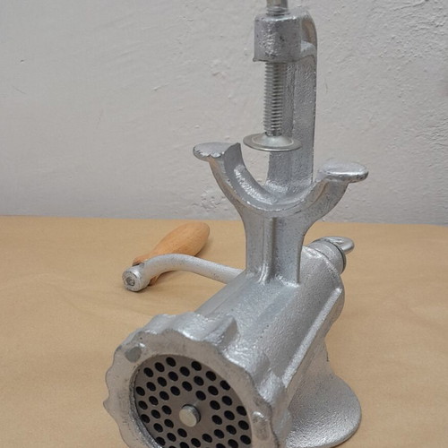 Meat grinder number 8 aluminum