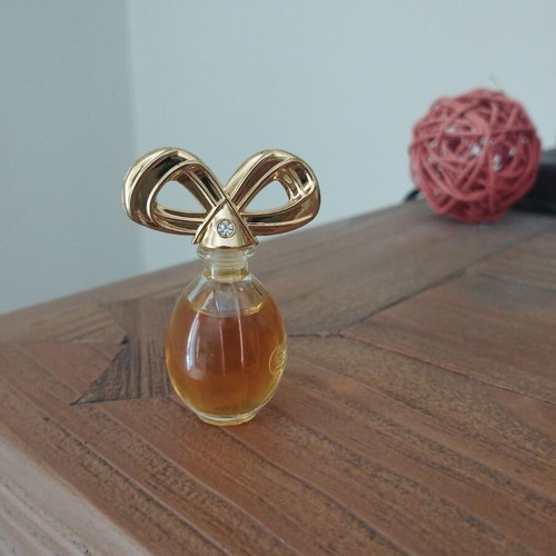 Vintage White Diamonds Elizabeth Taylor mini perfume 3.7ml new