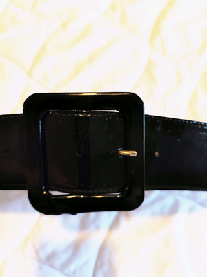 Patent leather belt used, black, size 60 cm