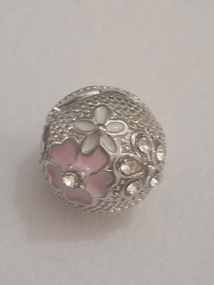 Charm for bracelets with pink and white flowers, like new