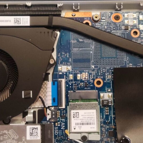 Dell Inspiron 15 3525 laptop used for spare parts with 16GB RAM and 512GB SSD