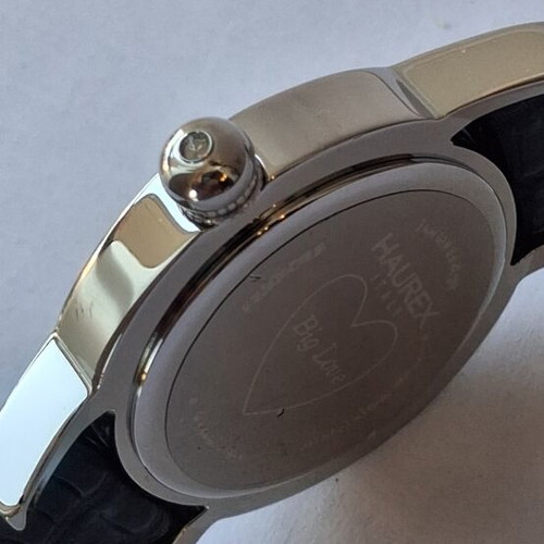 Haurex Italy Glamourline quartz watch like new with leather strap