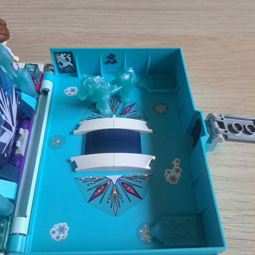 Lego Disney Frozen 2 Elsa and the Nokk Storybook Adventures like new