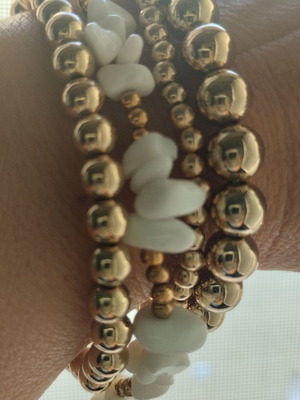 Bracelets set of 4 summer boho style elastic bracelets like new