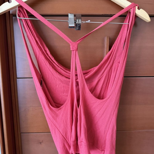 Gaudi coral tank top like new