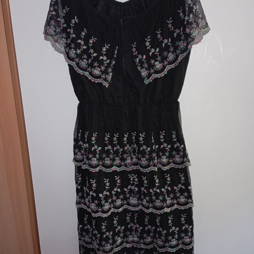 Vintage dress from the 80s new condition, size M