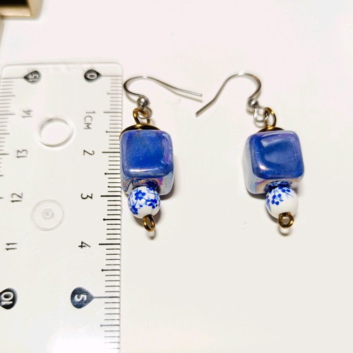 Vintage earrings with ceramic beads new, blue and white