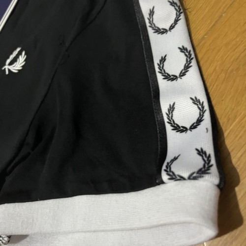Fred Perry T-shirt new, size S, black