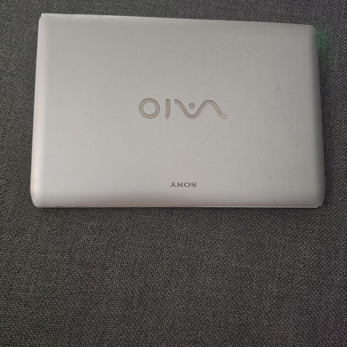 Sony Vaio VPCYB3V1E laptop used, 11.6-inch HD, AMD Dual-Core