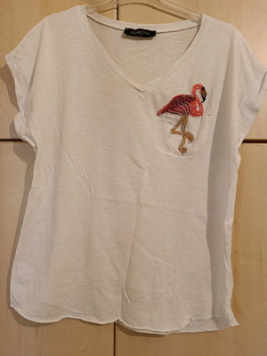 Blouse used One Size with flamingo design