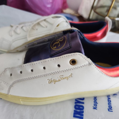 Renato Garini white sneakers size 38 like new
