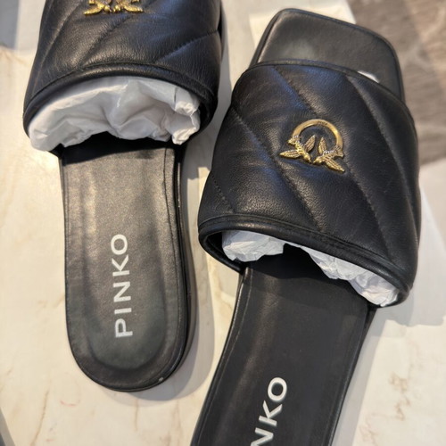 Pinko sandals with dust bag and box, black, size 40