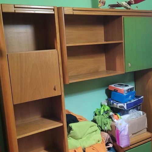 Children's bedroom set like new with desk, bookshelf and nightstand