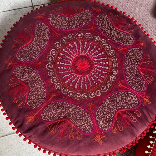 Decorative pillows like new