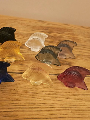 Lalique France crystal fish like new, pack of 8, multicolor