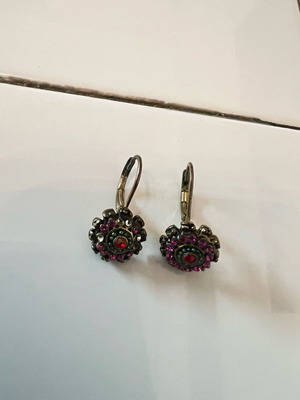 Vintage earrings like new, multicolored with stones