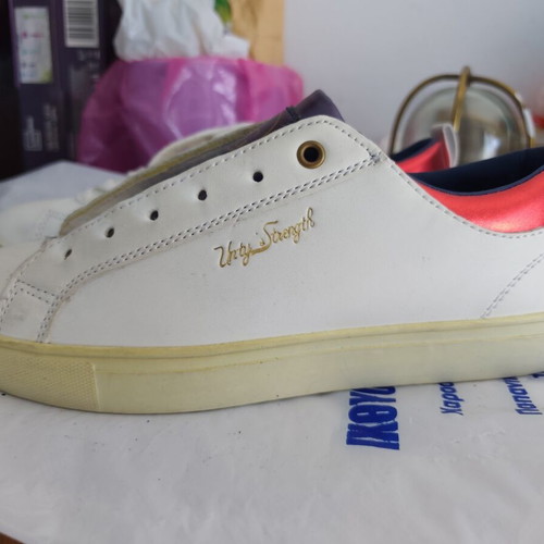 Renato Garini white sneakers size 38 like new