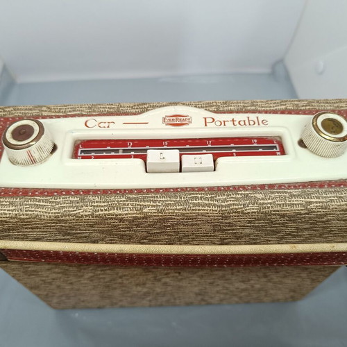 Ever Ready radio England 1960 used, not working