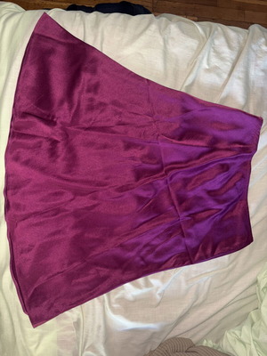 Satin skirt midi 2XL like new, white and purple shade
