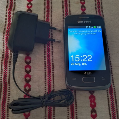 Samsung Galaxy Young Duos smartphone like new, dual SIM