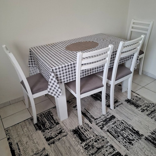 Kitchen table white-gray with 4 chairs set like new