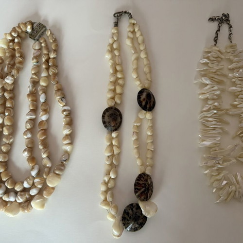 Necklace with semi-precious stones used, multicolor