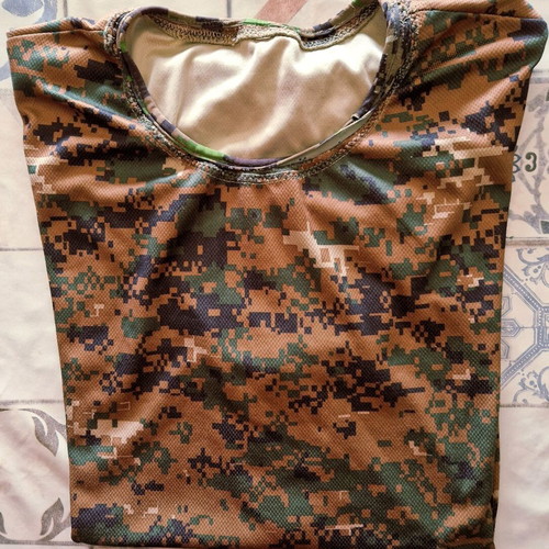 Digital USA Army undershirt like new size N XXL