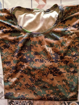 Digital USA Army undershirt like new size N XXL